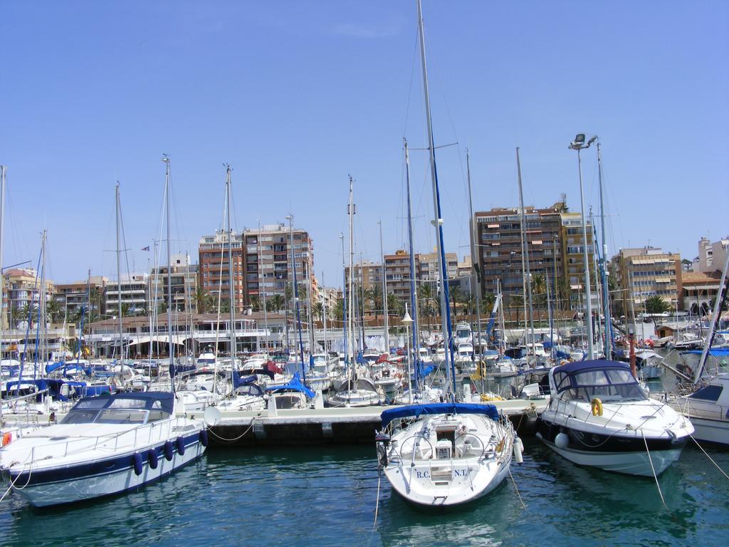 Apartamento Berry Playa Naufragos Torrevieja Exterior photo