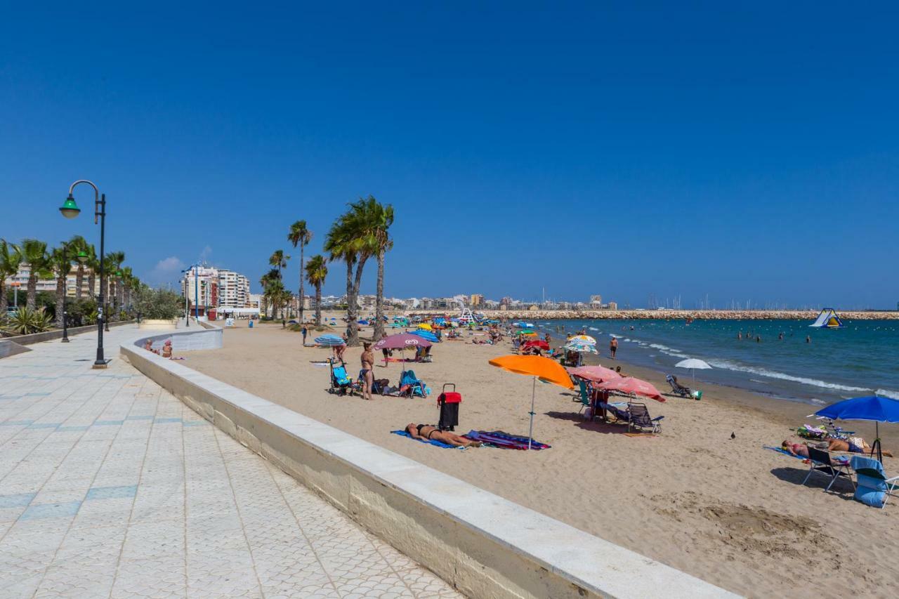 Apartamento Berry Playa Naufragos Torrevieja Exterior photo
